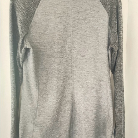 The North Face Heather Gray Women's Top - Picture 3 of 3